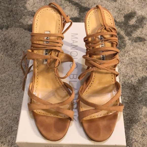 Manolo Blahnik Criss Cross sandal - Picture 5 of 6